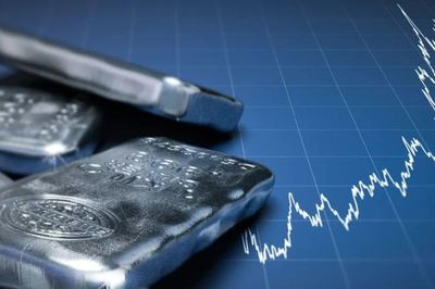 Sáng 22/7: Giá bạc đồng loạt tăng, thế giới tiến sát mốc 60 USD/ounce