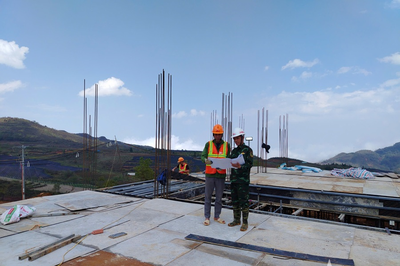Dựng xây trường giữa ngàn mây Y Tý
