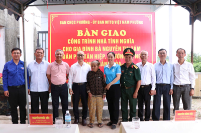 Phường Ba Ngòi bàn giao Nhà tình nghĩa tặng gia đình chính sách