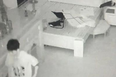 Phú Thọ: Bắt nam thanh niên đột nhập nhà dân, dùng dao khống chế 3 mẹ con