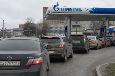 Nga đưa nhiên liệu từ Siberia đến 'cứu' Moscow, làm thêm điều này để ổn định nguồn cung
