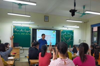 Đề xuất cấm ban đại diện cha mẹ học sinh thu hộ các khoản cho trường học