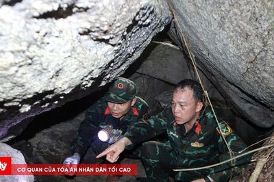 Đã tìm thấy 8 hài cốt liệt sĩ tại hang Đá Sập