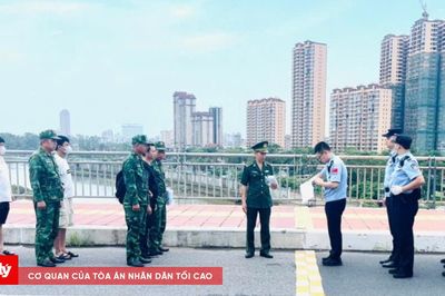 Trao trả 3 công dân Trung Quốc nhập cảnh trái phép về nước