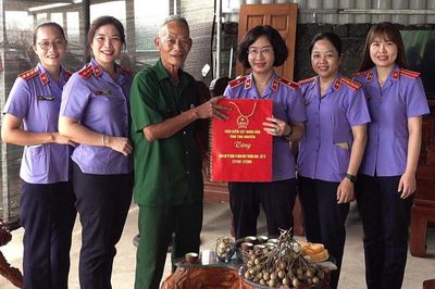 Tổ chức hoạt động tri ân các gia đình chính sách nhân dịp kỷ niệm 79 ngày Thương binh - Liệt sĩ