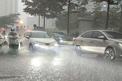 Dự báo thời tiết 22/7/2026: Miền Bắc tiếp tục mưa rất to, đề phòng dông lốc nguy hiểm