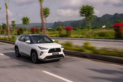 Giá xe Toyota Yaris Cross tháng 7/2026, hỗ trợ 50% lệ phí trước bạ