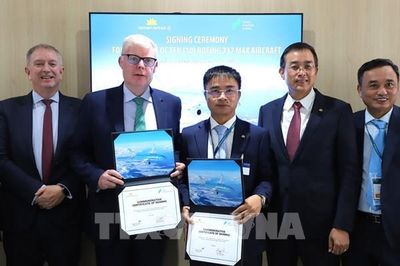 Vietnam Airlines thỏa thuận thuê thêm 19 máy bay Boeing 737 MAX 8