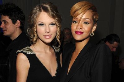 Taylor Swift sắp xô đổ cột mốc huyền thoại của Rihanna