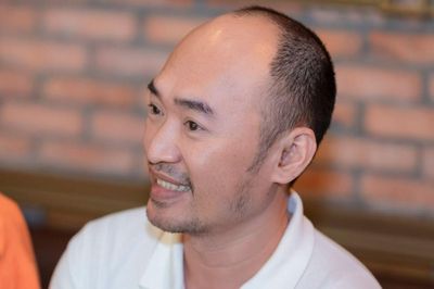 Khán giả phản ứng trước tin vui của Tiến Luật
