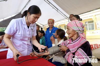 Sức khỏe nhân dân - trung tâm của phát triển: Từ tinh thần Nghị quyết 72-NQ/TW đến hành động thực tiễn (Bài 2): Y tế cơ sở - 'Người gác cổng' của hệ thống chăm sóc sức khỏe