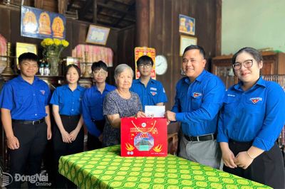 SỔ TAY PHÓNG VIÊN Khi người trẻ tri ân bằng công nghệ số