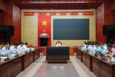 Tập trung tháo gỡ khó khăn, vướng mắc các dự án tồn đọng, kéo dài