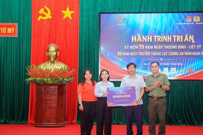Tiếp nối truyền thống 'Uống nước nhớ nguồn' mùa tri ân tháng Bảy