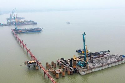 Cầu vượt sông Hồng: Kết nối không gian, tạo động lực tăng trưởng