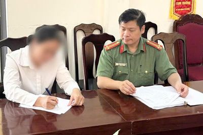 Một công dân bị phạt 12,5 triệu đồng vì chia sẻ tin sai sự thật về kỳ thi tốt nghiệp tại Tuyên Quang