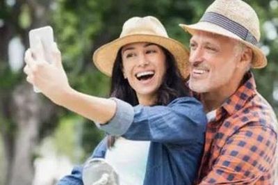 Khoảng cách tuổi có thực sự quyết định độ bền của tình yêu?