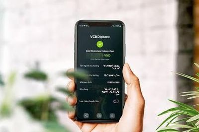 Nhận được tiền chuyển khoản nhầm, nên xử lý như thế nào để tránh rủi ro pháp lý?