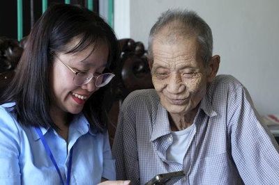 Những bước chân thầm lặng đưa dịch vụ công đến gần hơn với người dân