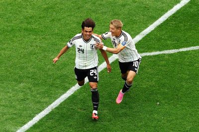 Liverpool dự chi 60 triệu euro mua sao Nhật Bản