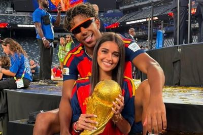 Yamal và 3 bóng hồng qua Euro, La Liga, World Cup