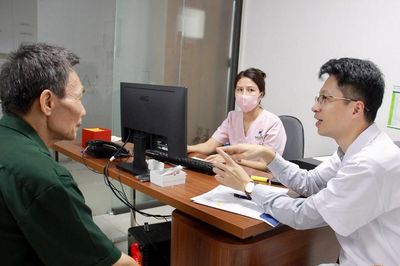 Lạng Sơn: Khám sức khỏe miễn phí tri ân 190 người có công với cách mạng
