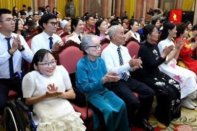 Bài 1: Vận dụng sáng tạo tư tưởng Hồ Chí Minh trong giai đoạn mới