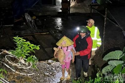 Lào Cai: Kịp thời sơ tán người dân ra khỏi khu vực có nguy cơ sạt lở