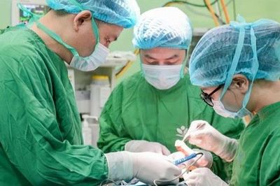 Bước tiến trong điều trị dị tật sọ mặt: Mỗi ngày kéo giãn xương 1mm thay thế đại phẫu