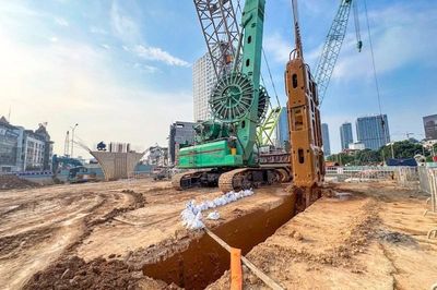 Tuyến đường sắt đô thị số 5 Văn Cao-Hòa Lạc chính thức thi công ngầm tại Ga S3