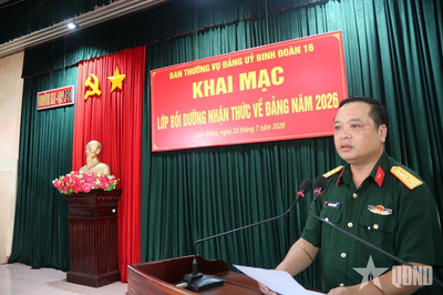 Binh đoàn 16 bồi dưỡng nhận thức về Đảng cho 32 quần chúng ưu tú