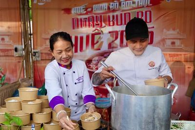 Bún bò Huế xác lập kỷ lục Việt Nam tại 'Huế - Kinh đô Ẩm thực 2026'
