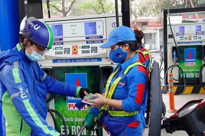 Giá xăng dầu đồng loạt tăng