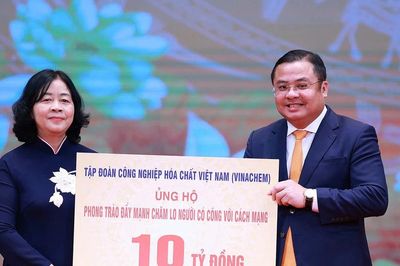 Vinachem chăm lo người có công với cách mạng, lan tỏa truyền thống 'Uống nước nhớ nguồn'