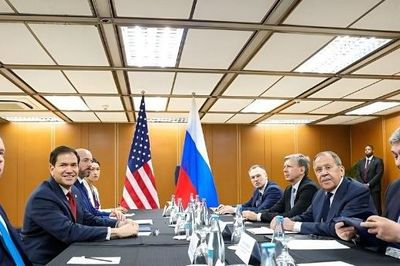 Ngoại trưởng Nga - Mỹ thảo luận trực tiếp về vấn đề Ukraine
