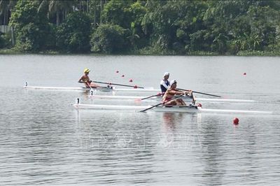 Gần 200 vận động viên tranh tài môn đua thuyền Rowing và Canoeing