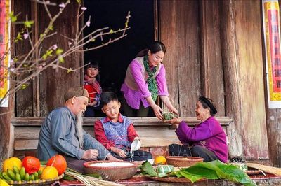 40 năm Đổi mới: Gìn giữ hệ giá trị văn hóa từ nền tảng gia đình