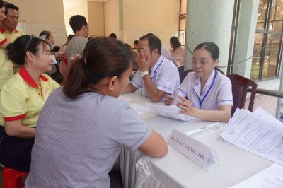 Y tế cơ sở 'gồng gánh' nhiều nhiệm vụ sau sắp xếp chính quyền địa phương hai cấp
