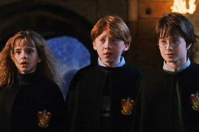 Harry Potter và Hòn đá Phù thủy trở lại rạp với cảnh phim chưa từng hé lộ
