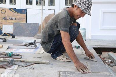 Nhọc nhằn nghề thợ hồ