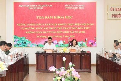 An Giang tọa đàm xây dựng thế trận lòng dân trên không gian số