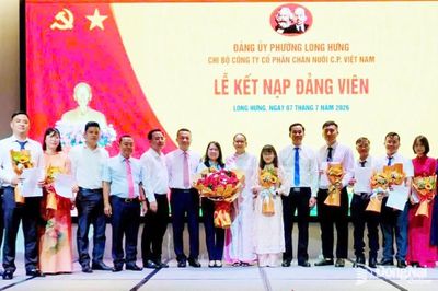 Phát triển tổ chức Ðảng trong doanh nghiệp