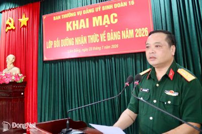 Binh đoàn 16 bồi dưỡng nhận thức về Đảng cho 32 quần chúng ưu tú