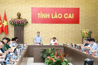 Chủ tịch UBND tỉnh Nguyễn Tuấn Anh chủ trì phiên họp của Ban Chỉ đạo về hoàn thiện thể chế, pháp luật tỉnh