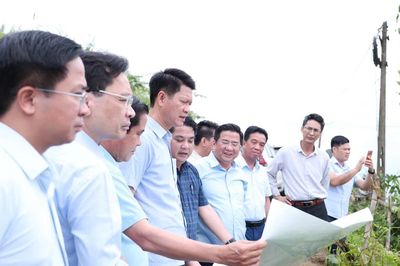Phó Bí thư Tỉnh ủy Nguyễn Thế Phước: Tiếp tục quan tâm đầu tư hệ thống giao thông, tạo thế liên hoàn