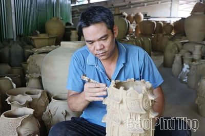 Người giữ lửa nghề gốm