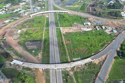 Loạt cao tốc, vành đai và đường tỉnh kết nối sân bay Long Thành đang triển khai ra sao?