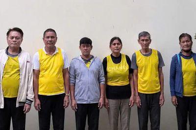 TP.HCM: Bắt nhóm người nước ngoài dàn cảnh lừa khách du lịch