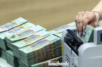 Lãi suất khó giảm sâu, thanh khoản ngân hàng kỳ vọng cải thiện nhưng còn nhiều áp lực