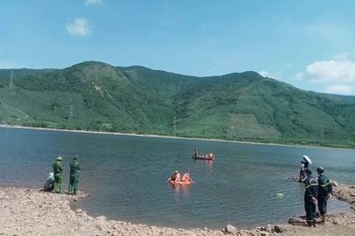 Phát hiện thi thể hai cậu cháu ở dưới hồ thủy lợi